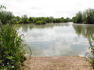 Views of Railway Lake Views of Railway Lake
